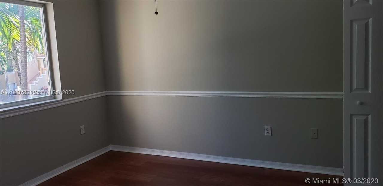 7901 Nw 6th St #204 - Photo 6 of 28