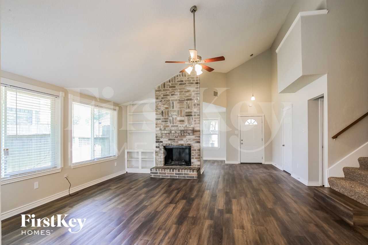 24123 Spring Sunset Dr - Photo 5 of 17