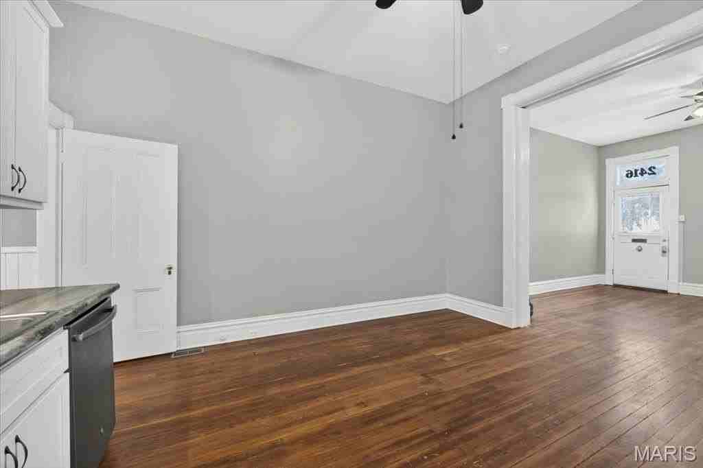 2416 S 13th St - Photo 7 of 27