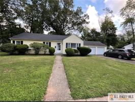 featured image of 1601 W 7th St