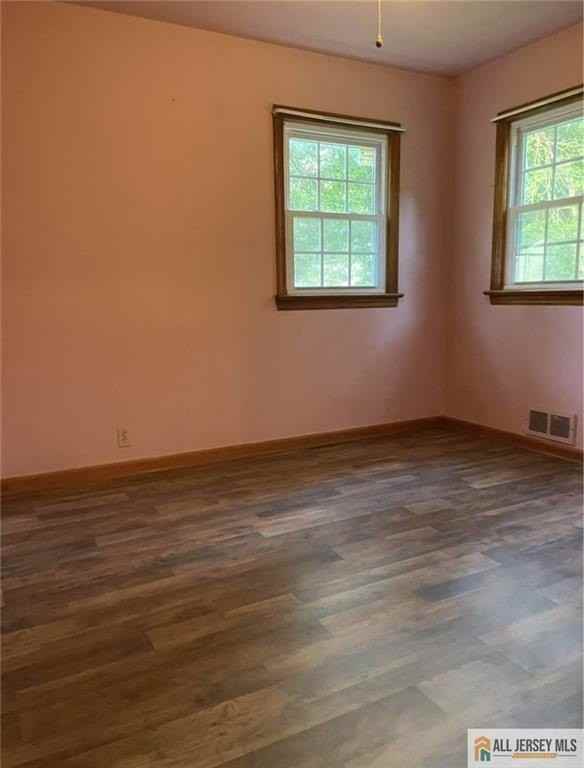 1601 W 7th St - Photo 6 of 14