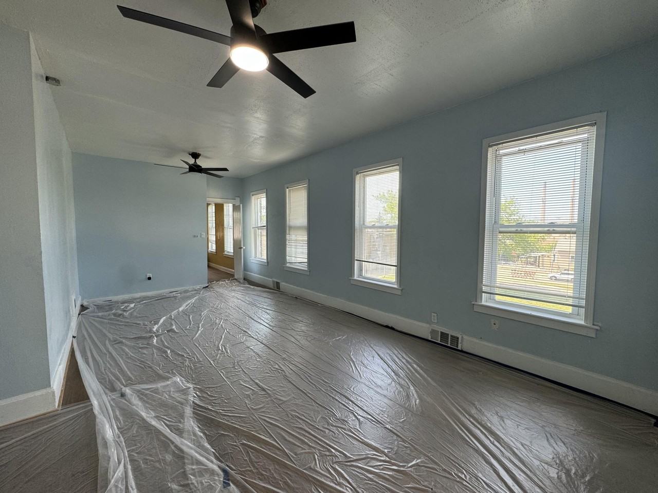 721 S 9th St - Photo 2 of 13