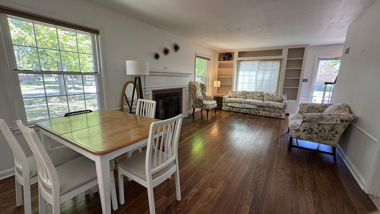 630 E Fairmount Ave - Photo 4 of 25