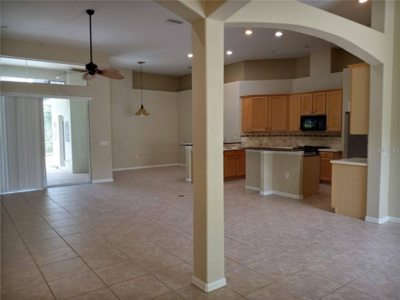 6506 Waters Edge Way - Photo 7 of 14