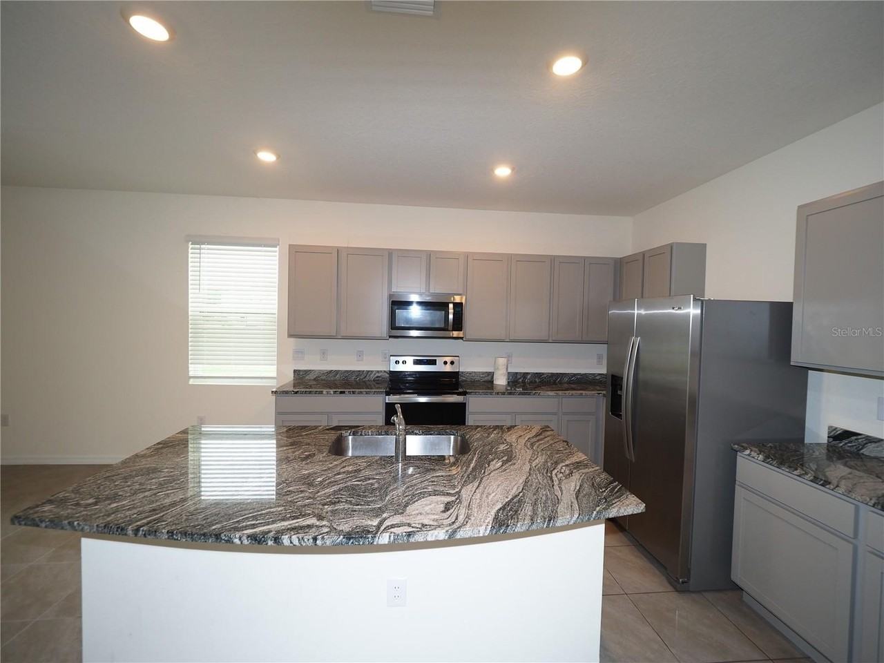 1722 Woodleaf Hammock Ct - Photo 6 of 41