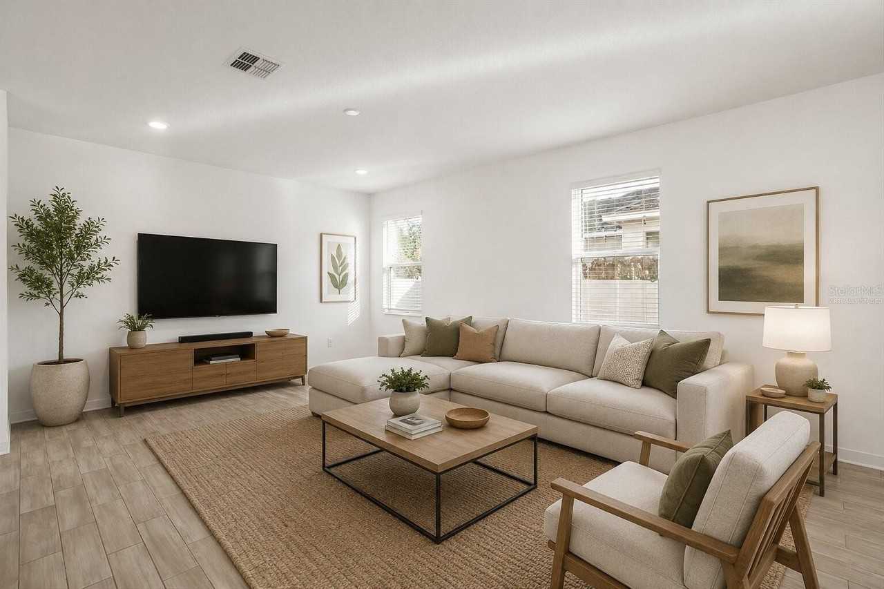 2999 Addison Blvd - Photo 3 of 28