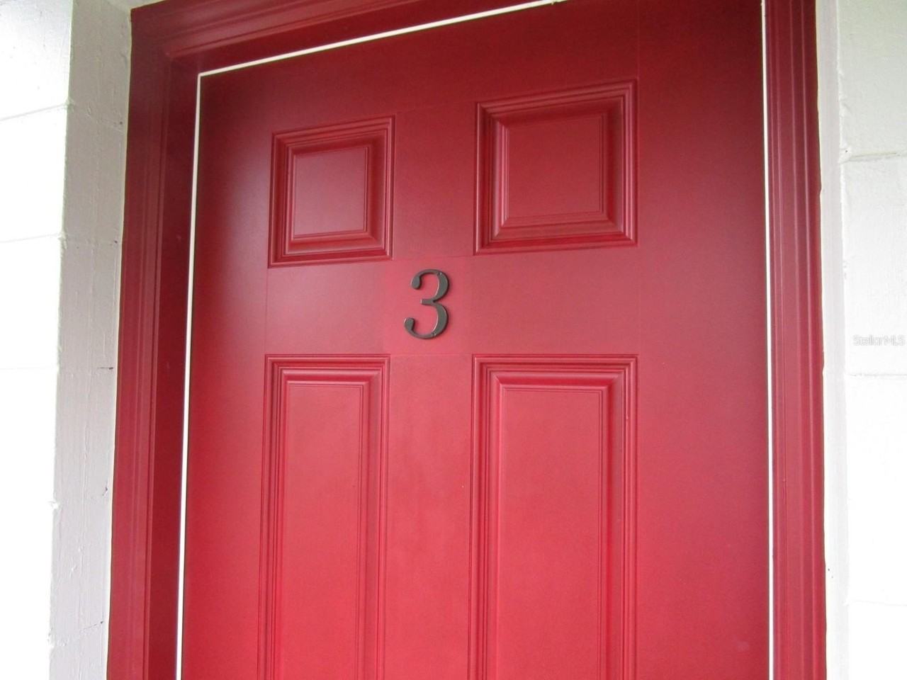 1002 E Mcdonald Ave #3 - Photo 4 of 12