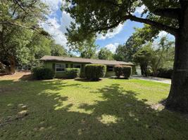 featured image of 3537 Nw 49th Ave