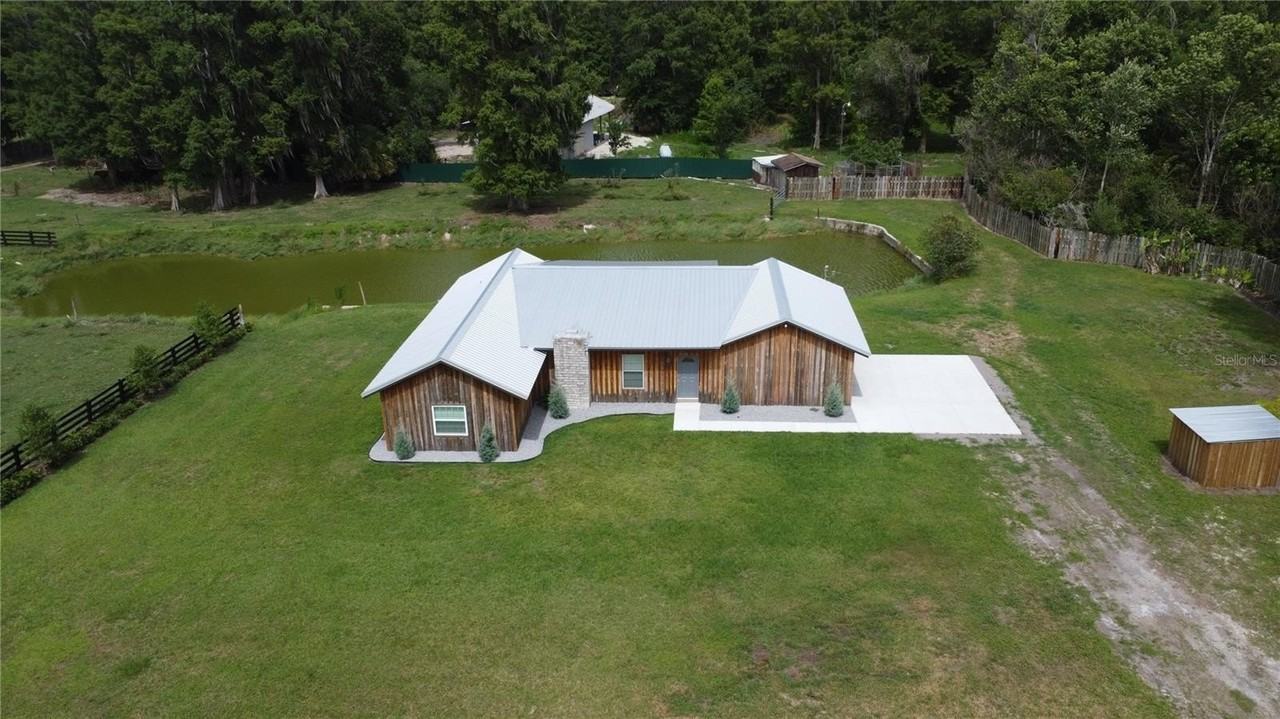 210 Josh Reynolds Rd - Photo 3 of 35