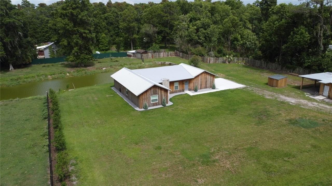 210 Josh Reynolds Rd - Photo 5 of 35