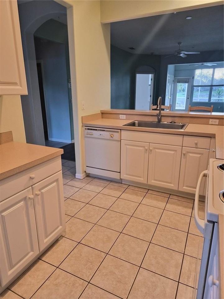 1814 San Silvestro Dr - Photo 5 of 28