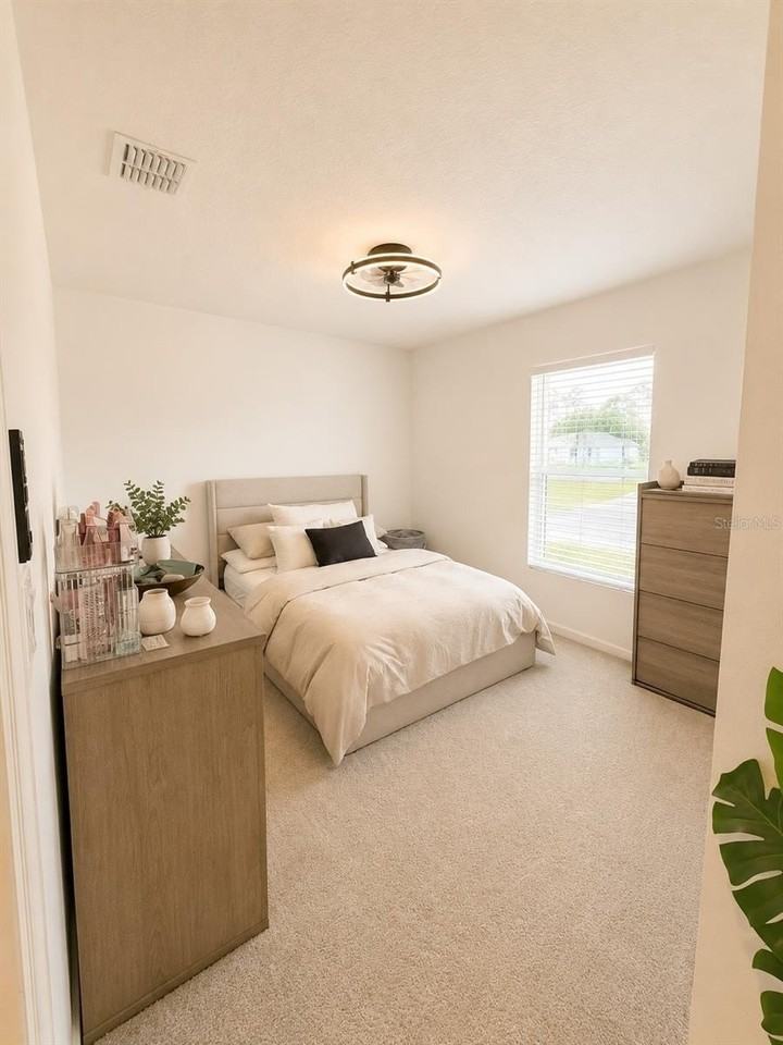 1322 Inkberry Cir - Photo 3 of 20