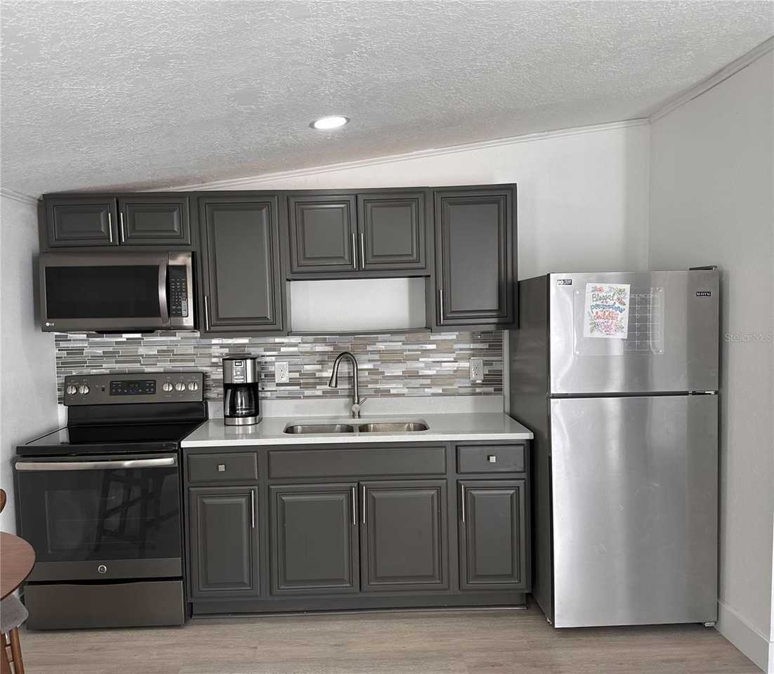 9626 3rd Ave #2 - Photo 3 of 11