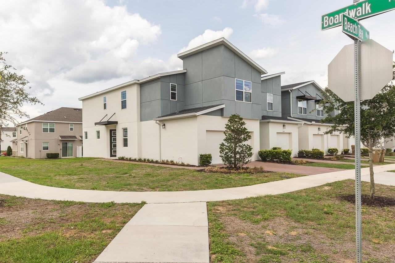 9095 Beach Tea Way - Photo 4 of 33