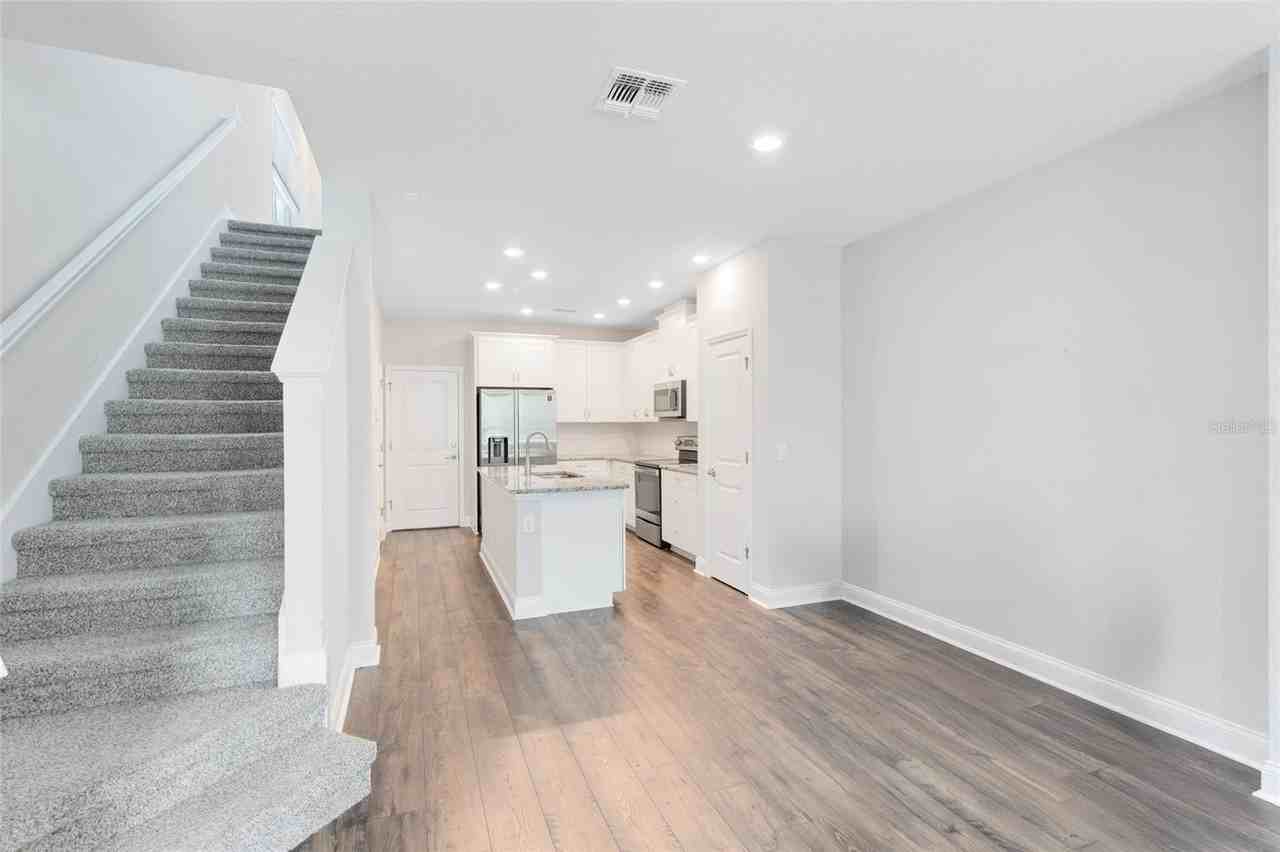 8673 Tavistock Lakes Blvd - Photo 3 of 36