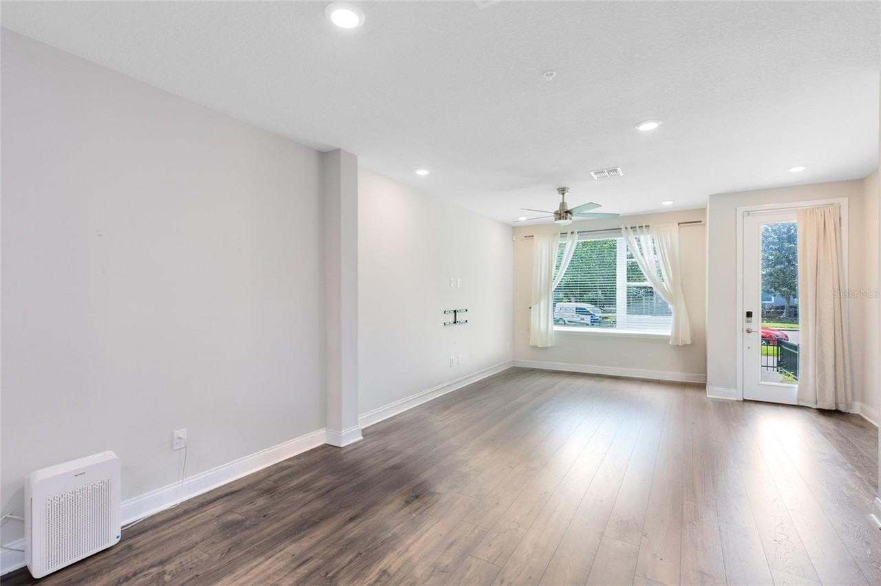 8673 Tavistock Lakes Blvd - Photo 5 of 36