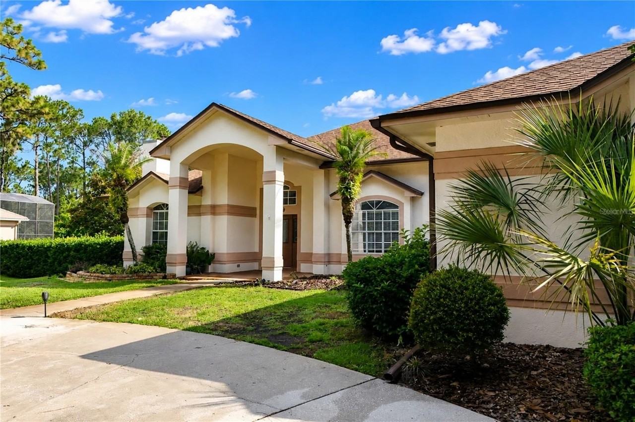 10341 Cypress Isle Ct - Photo 3 of 35