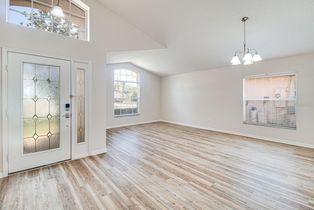 19756 Glen Elm Way - Photo 6 of 36