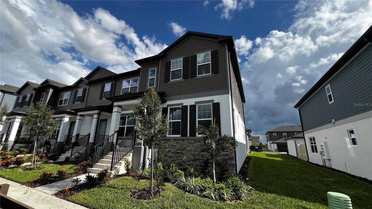 15769 Tollington Aly - Photo 3 of 24