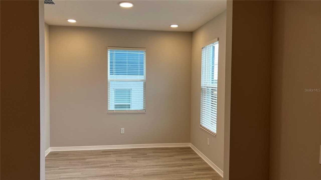 15769 Tollington Aly - Photo 5 of 24