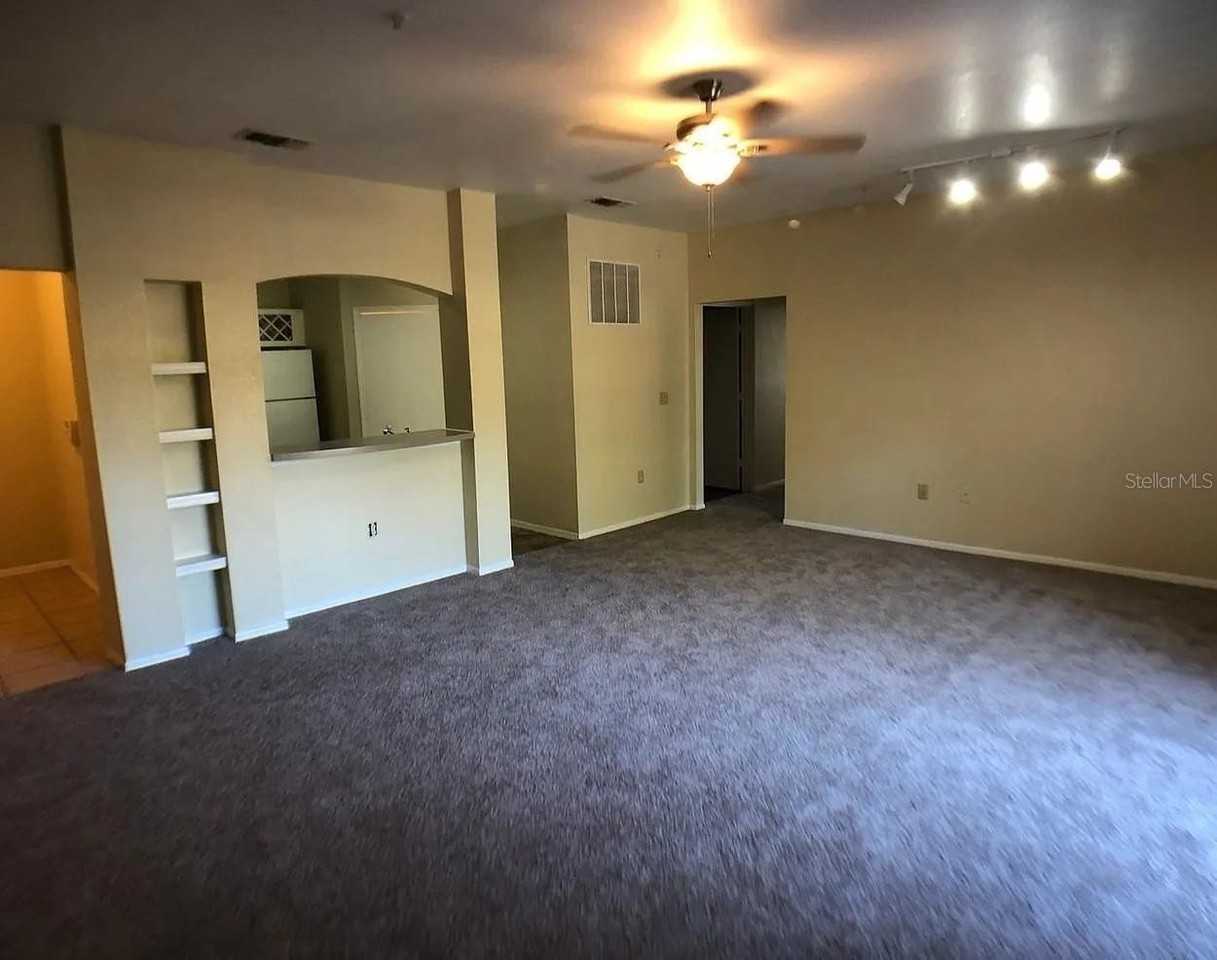 132 Vista Verdi Cir #228 - Photo 3 of 7