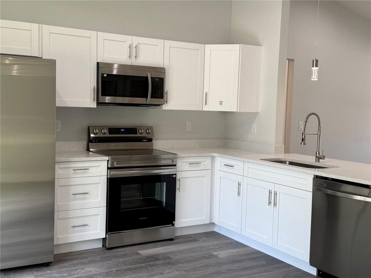 13310 Sw 104th Ln - Photo 3 of 18