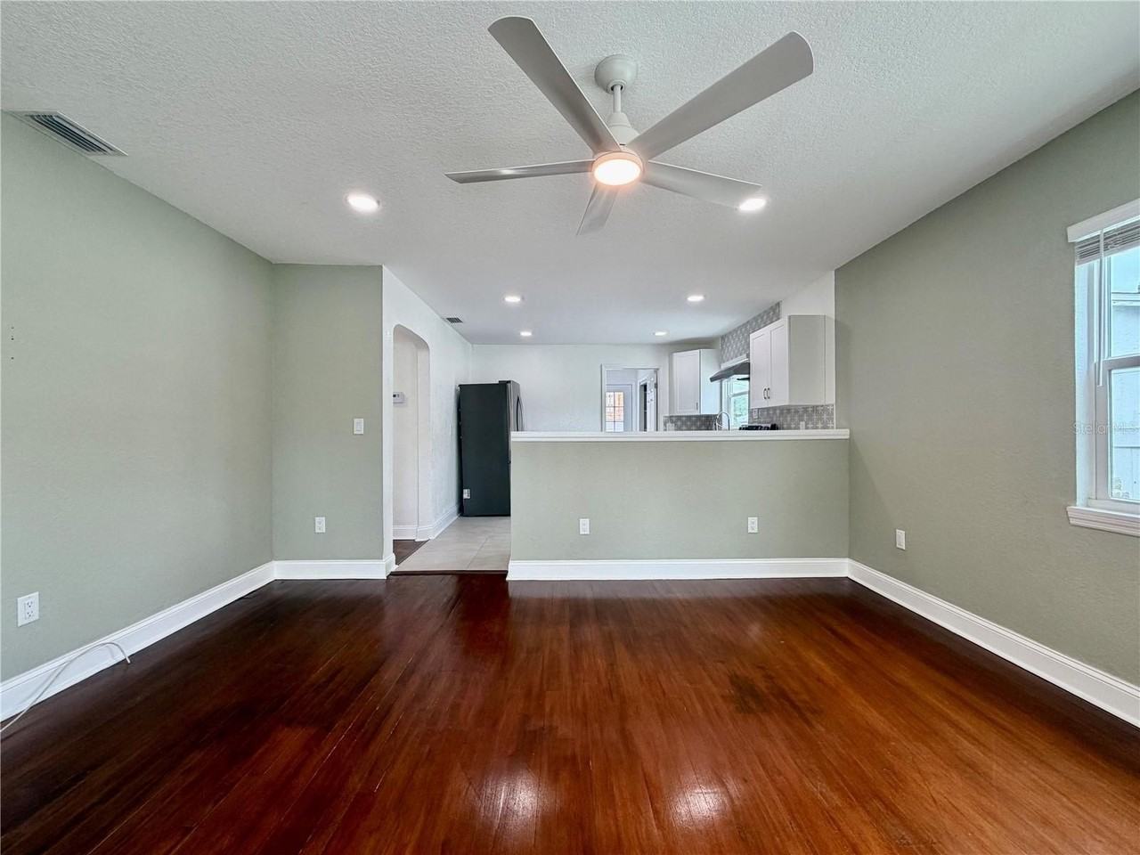 3823 2nd Ave N - Photo 6 of 26