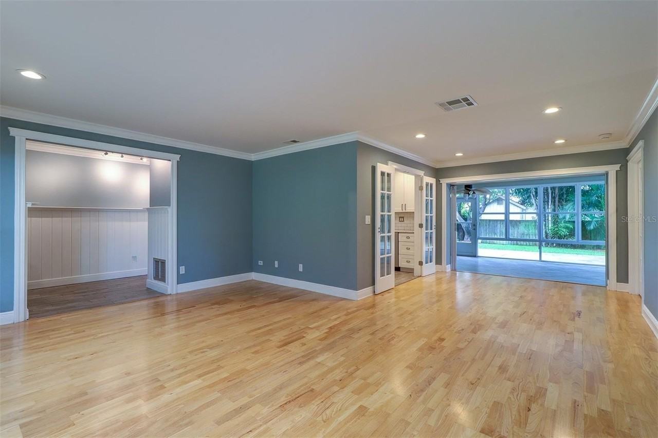 2958 Meadow Wood Dr - Photo 7 of 31