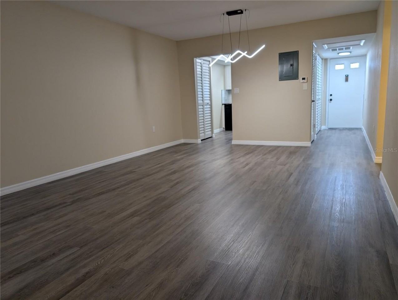 5870 38th Ave N #40 - Photo 3 of 16