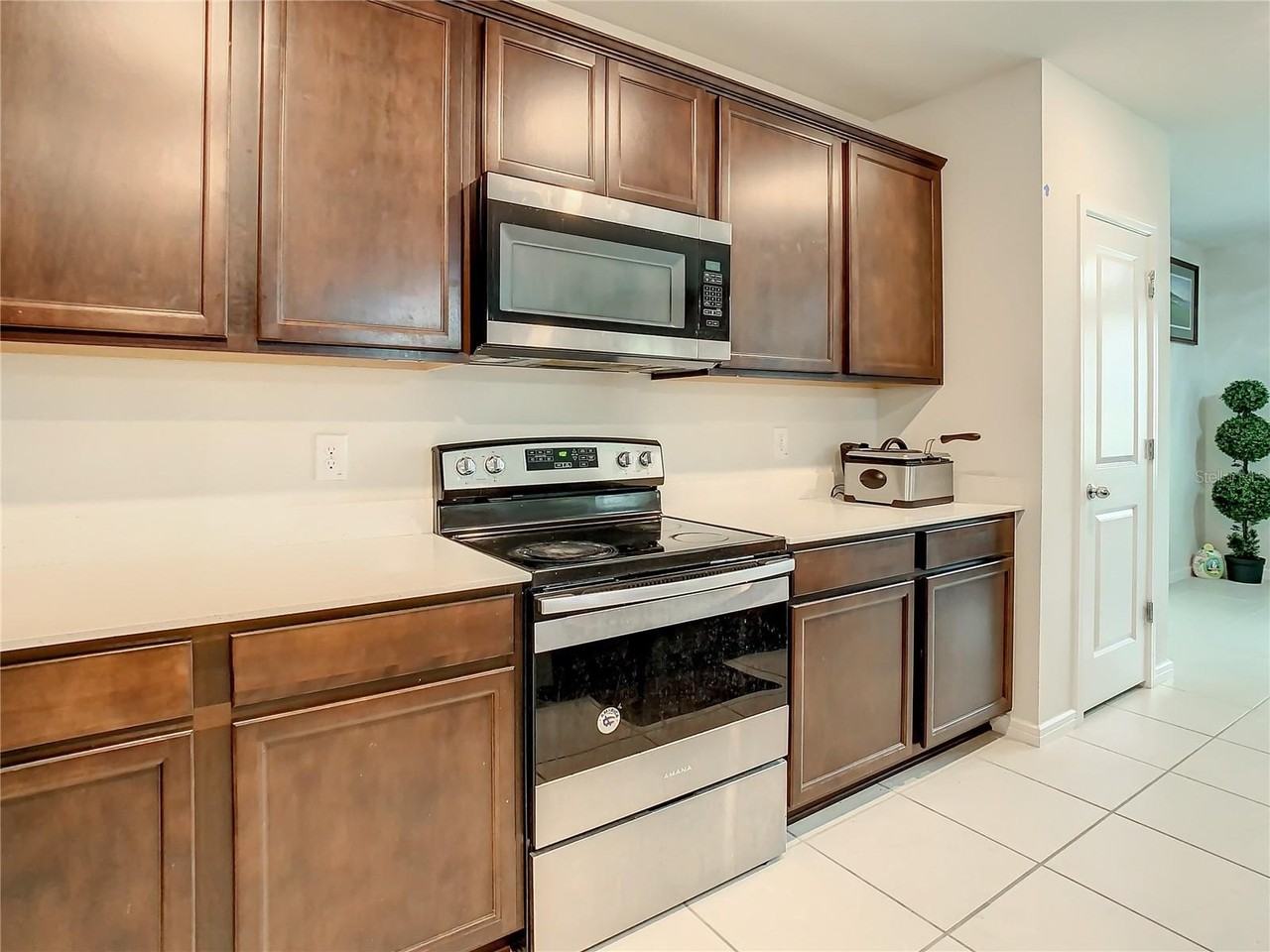 30344 Marquette Ave - Photo 3 of 50