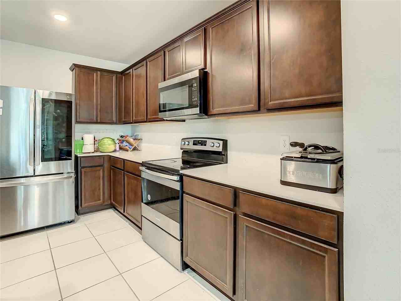 30344 Marquette Ave - Photo 5 of 50