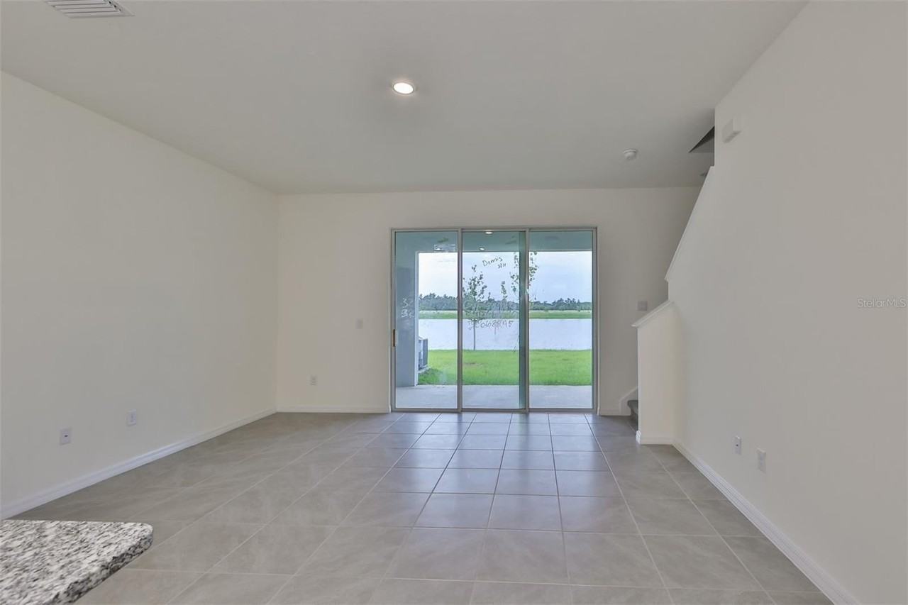 233 Mangrove Shade Cir - Photo 6 of 42