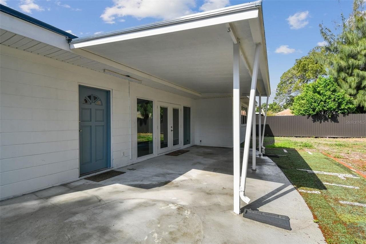 3905 W Paxton Ave - Photo 4 of 12