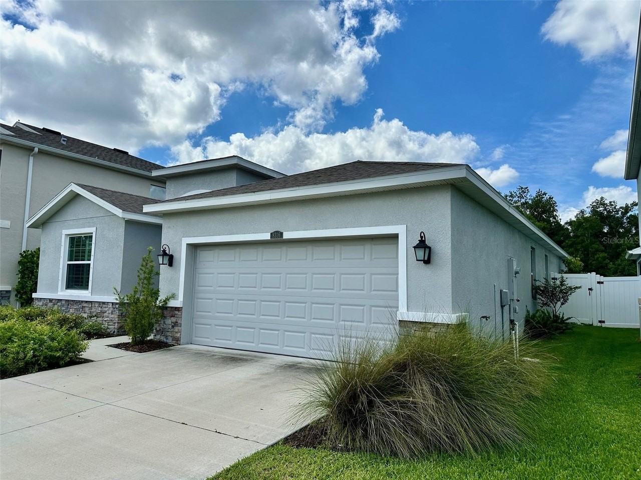 8316 Praise Dr - Photo 6 of 41