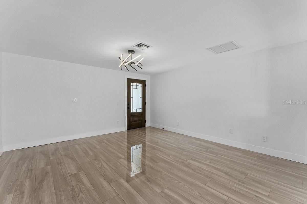 5510 Bayou Grande Blvd Ne - Photo 5 of 31