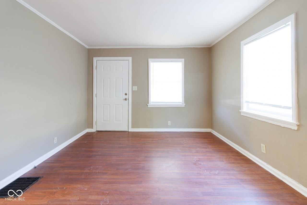 3421 N Olney St - Photo 2 of 17