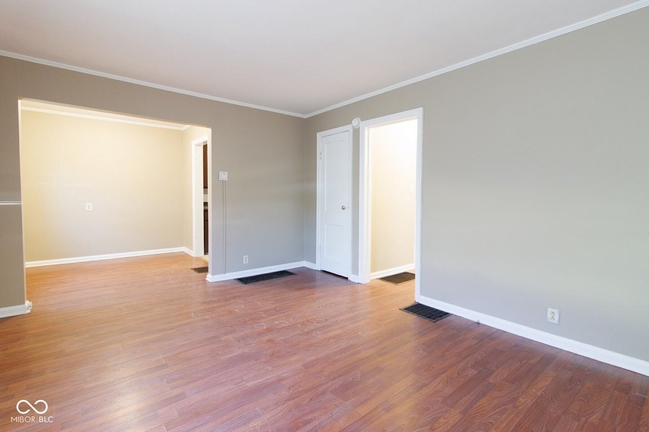 3421 N Olney St - Photo 4 of 17