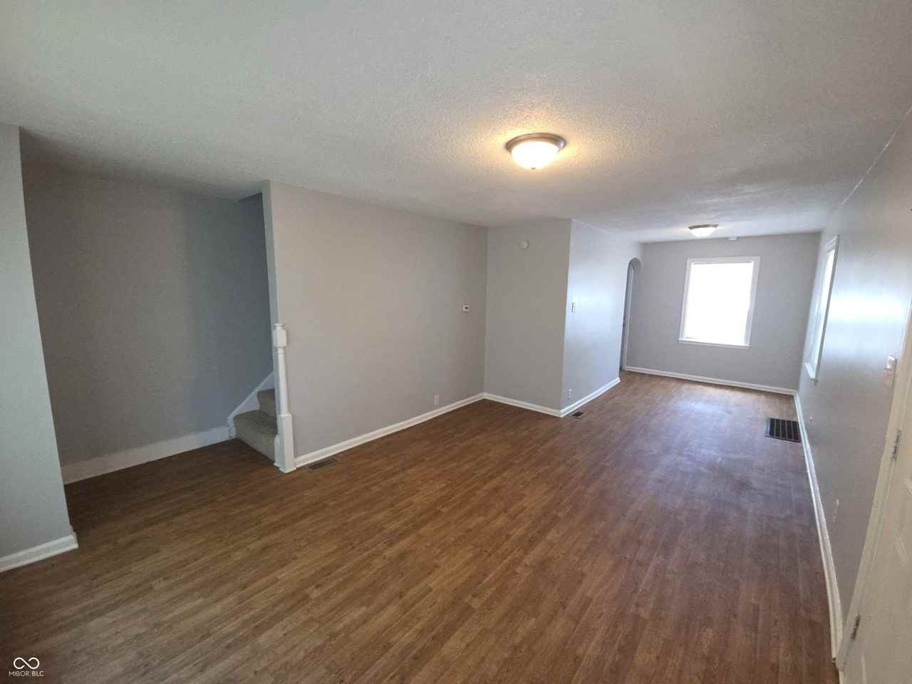 2221 E 38th St - Photo 3 of 15