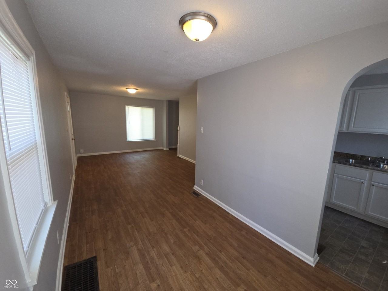 2221 E 38th St - Photo 6 of 15