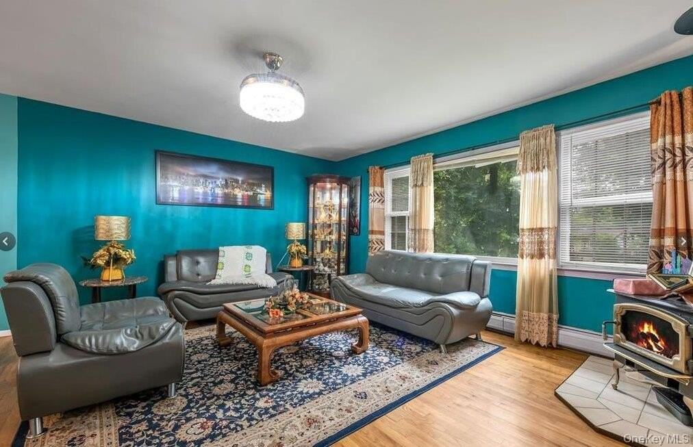 95 Hillside Ave - Photo 2 of 21