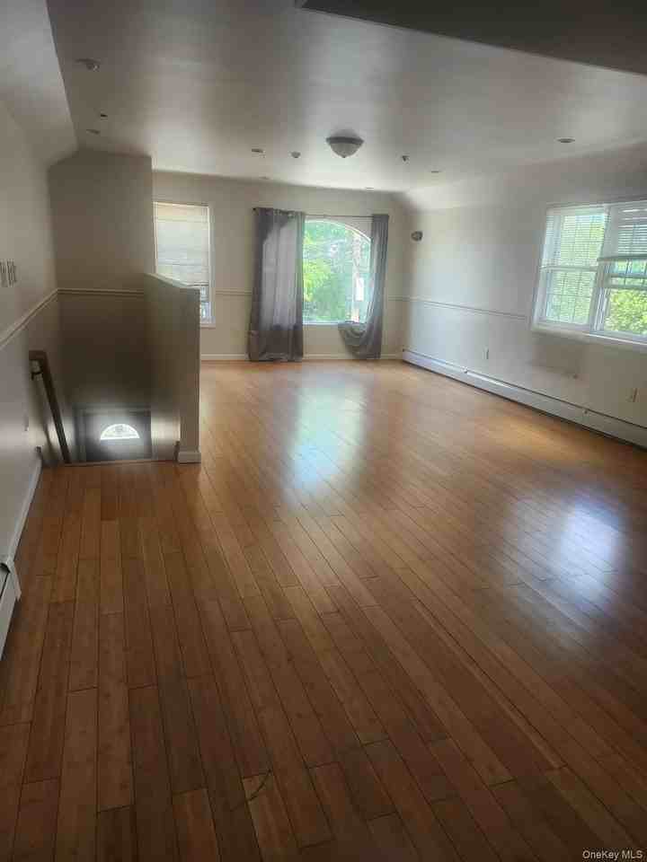 14654 106th Ave #2ndFL - Photo 2 of 6