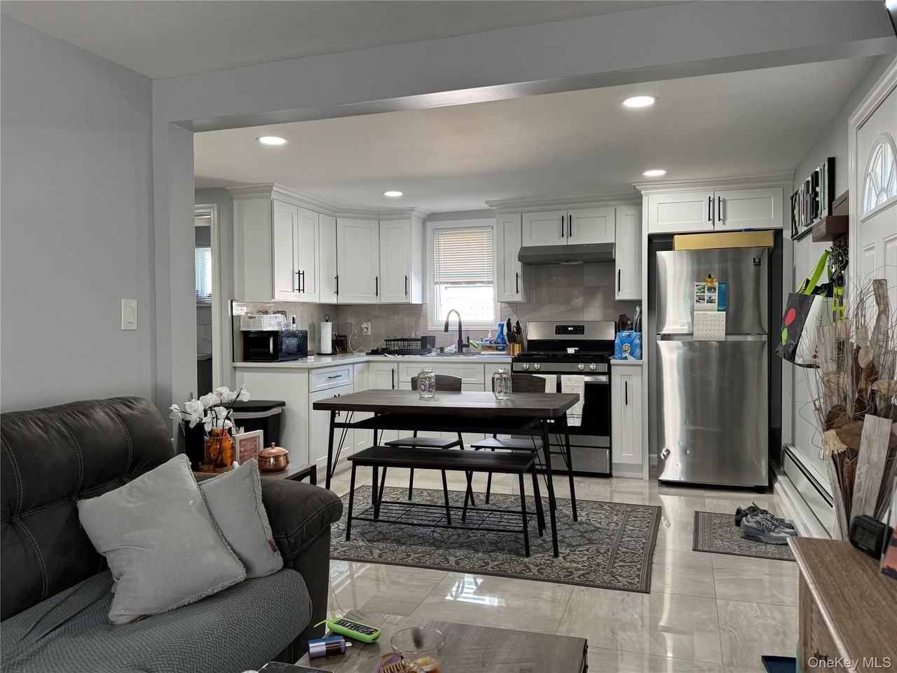 4 Lafayette St - Photo 6 of 14