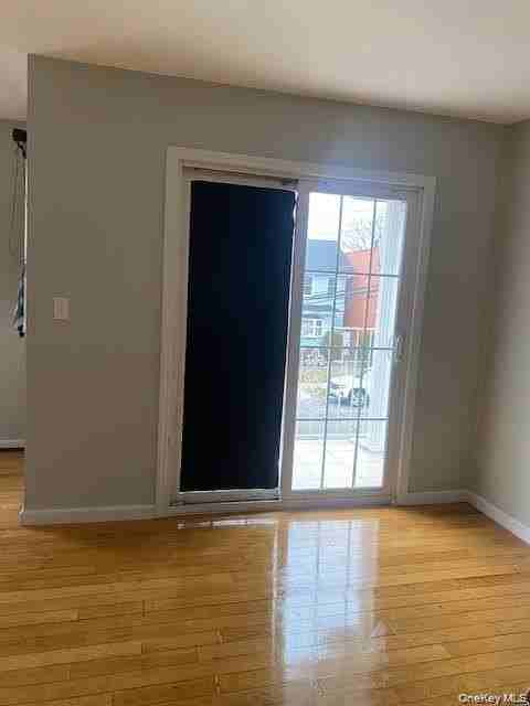 9315 240th St - Photo 3 of 10