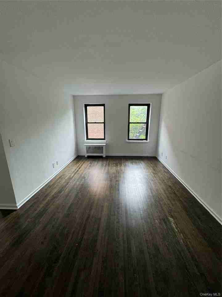 65 Old Mamaroneck Rd #4R - Photo 2 of 6