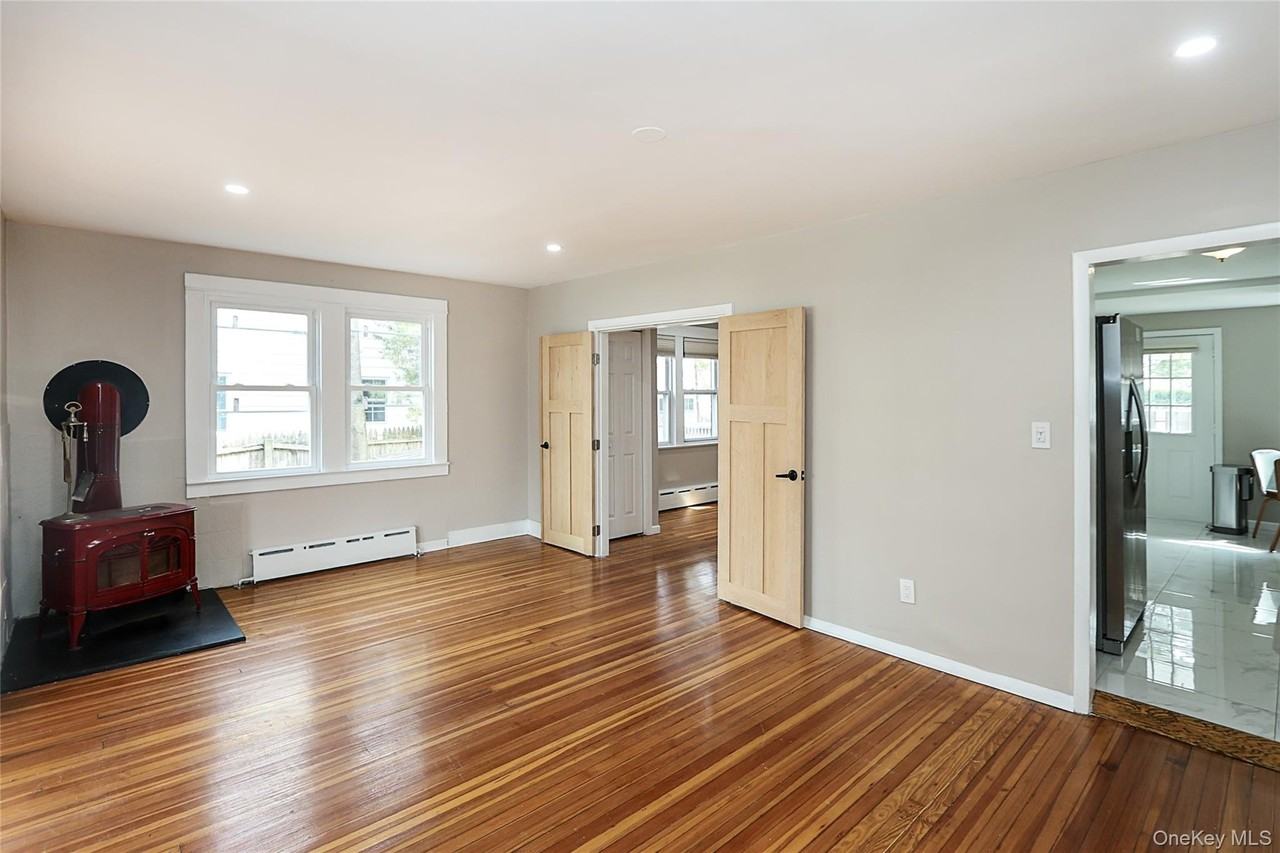 24 High St - Photo 6 of 32