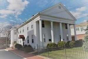 featured image of 122 Elm St #D