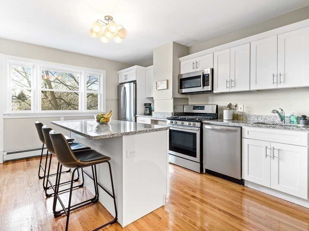 30 Putnam St #2