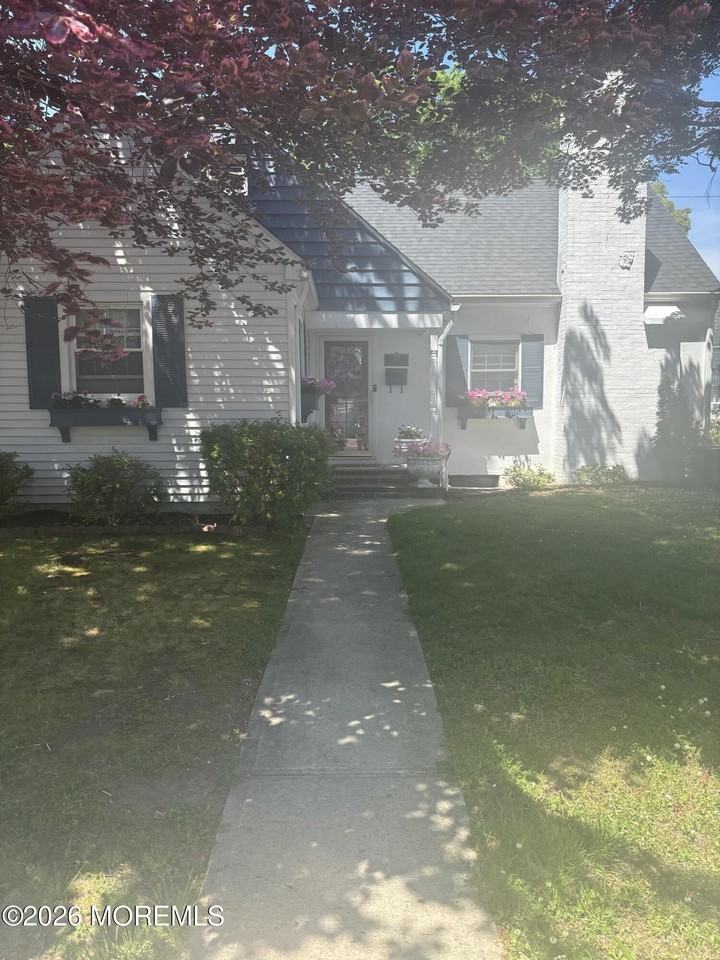 1237 Sherman Ave