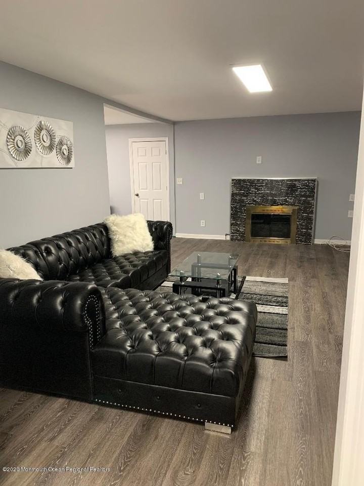 479 Cedar Ave - Photo 2 of 14