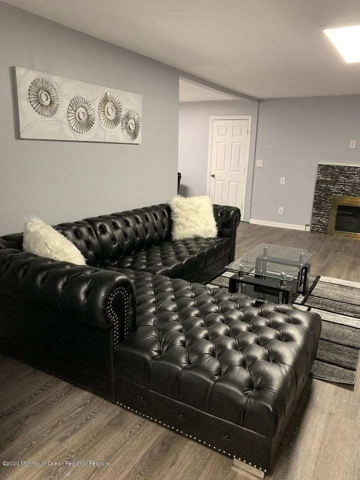 479 Cedar Ave - Photo 3 of 14